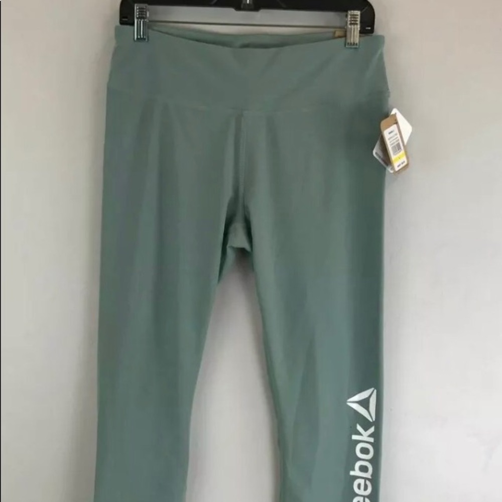 Reebok Training Skinny Capri Leggings.